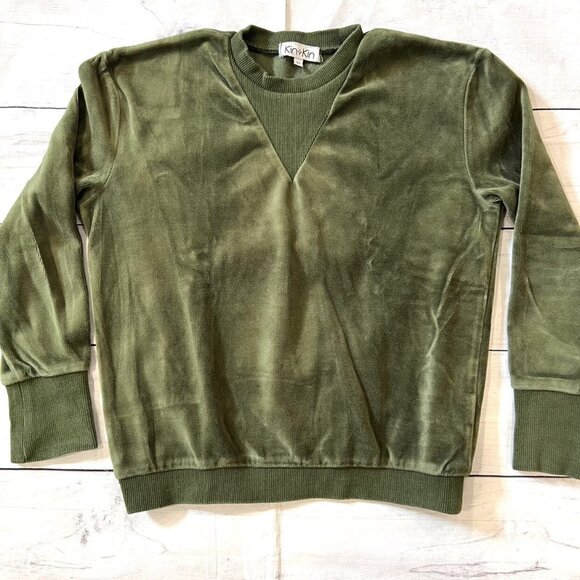 Kin + Kin Green Velour Top - Picture 3 of 6